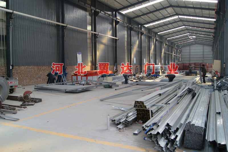 工業(yè)門(mén)廠家車(chē)間